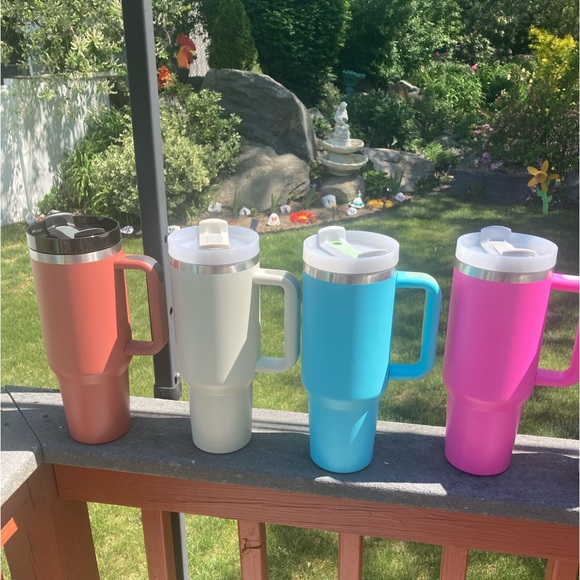 40oz Quencher Tumbler - Picture 2 of 10